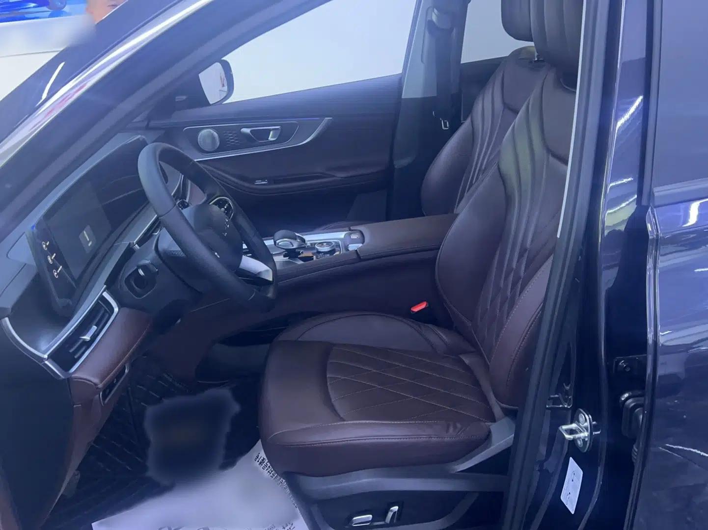 Chery Tiggo 8 PLUS 2024 Champion Edition 390TGDI DCT Bold Edition 5-Seater — миниатюра 11