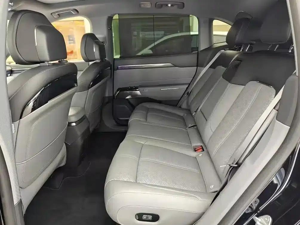 Jike 7X 2025 75kWh Rear-Wheel Drive Intelligent Driving Edition — миниатюра 6