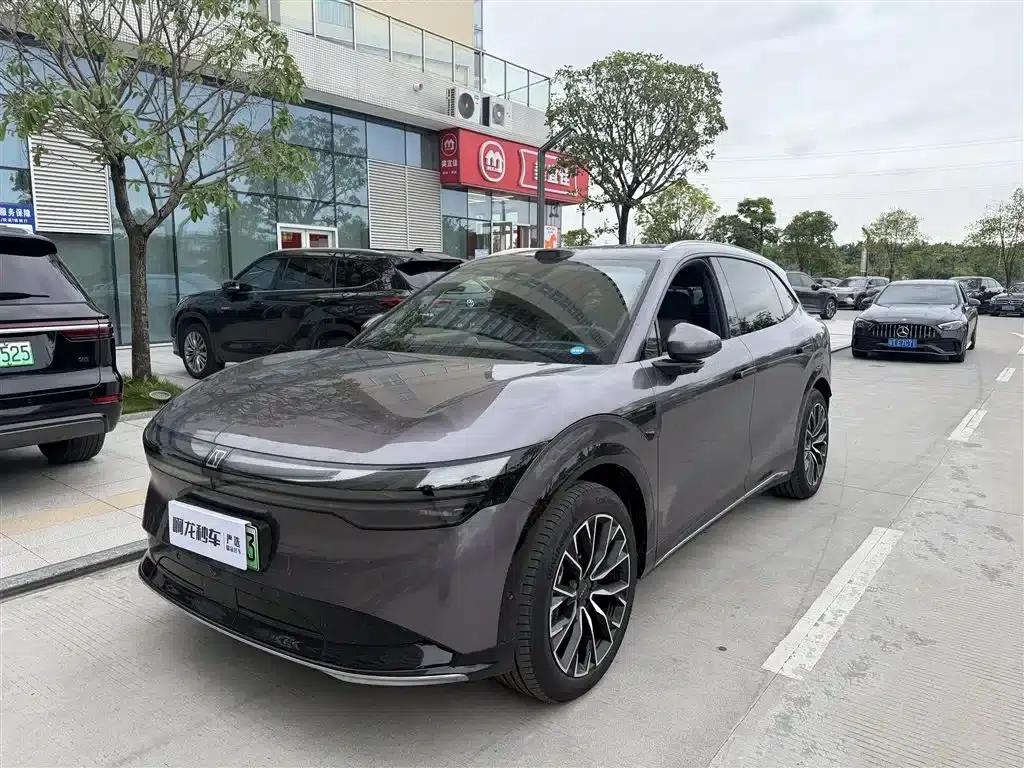 Jike 7X 2025 75kWh Rear-Wheel Drive Intelligent Driving Edition — миниатюра 1