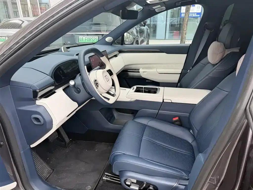 Jike 7X 2025 75kWh Rear-Wheel Drive Intelligent Driving Edition — миниатюра 4