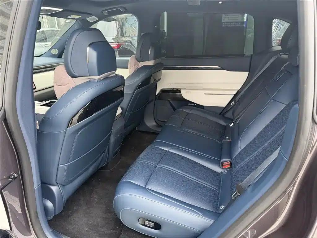 Jike 7X 2025 75kWh Rear-Wheel Drive Intelligent Driving Edition — миниатюра 5