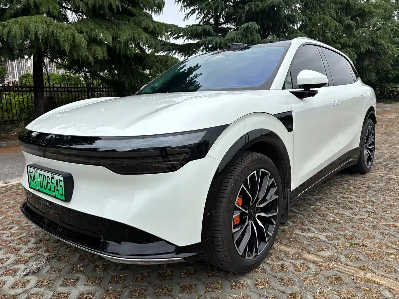 Jike 7X 2025 75kWh Rear-Wheel Drive Intelligent Driving Edition — миниатюра 1