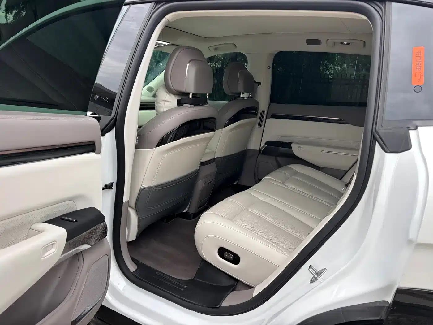 Jike 7X 2025 75kWh Rear-Wheel Drive Intelligent Driving Edition — миниатюра 7