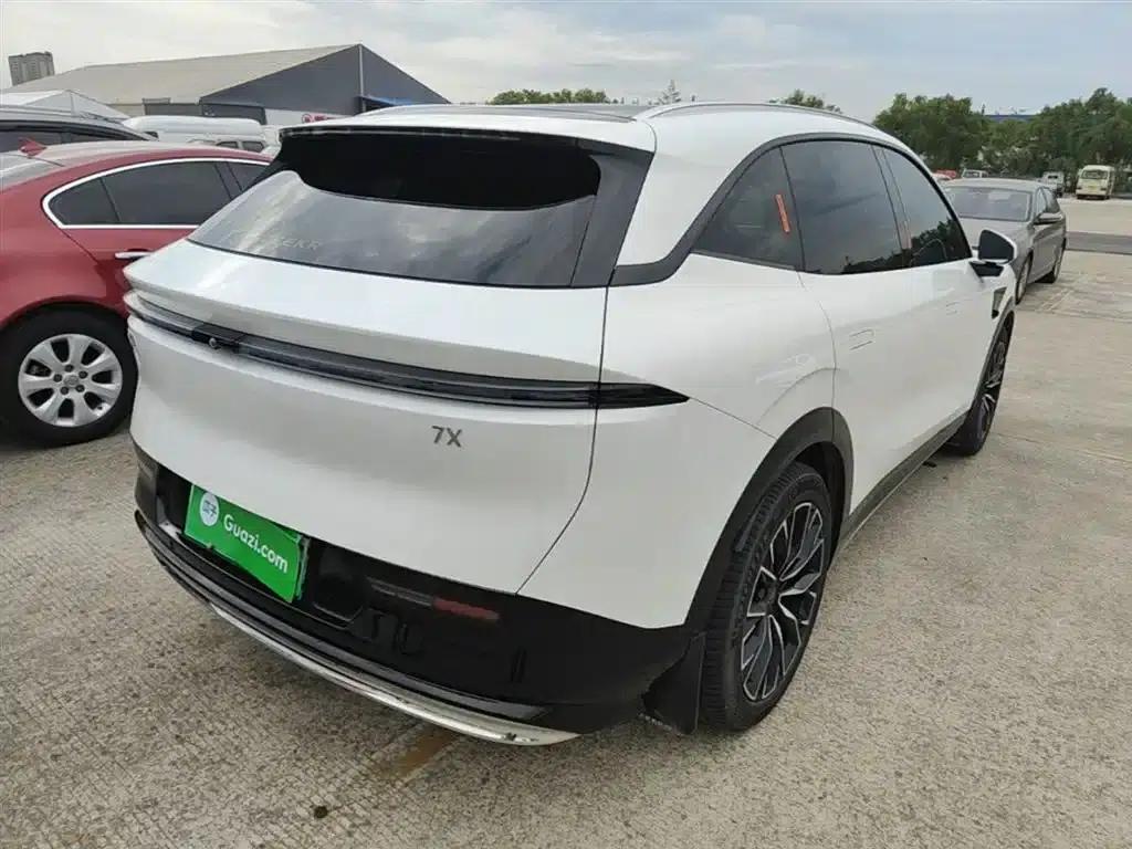 Jike 7X 2025 75kWh Rear-Wheel Drive Intelligent Driving Edition — миниатюра 5
