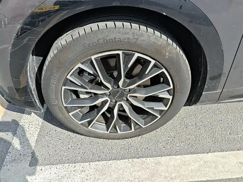 Jike 7X 2025 75kWh Rear-Wheel Drive Intelligent Driving Edition — миниатюра 23