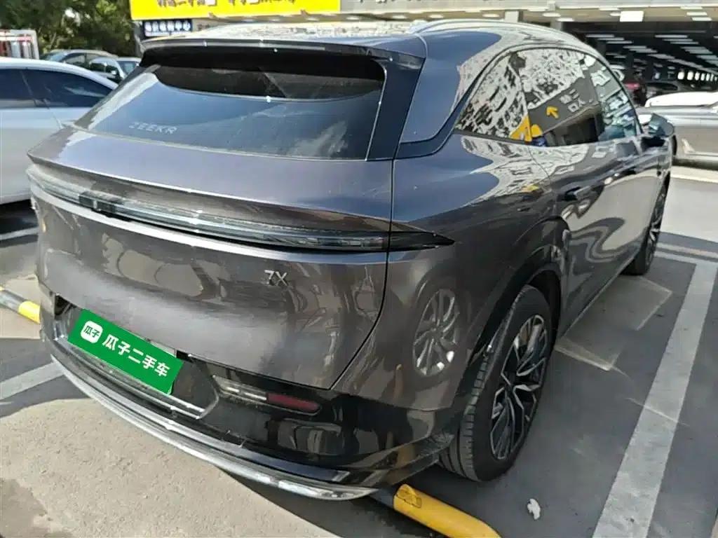 Jike 7X 2025 75kWh Rear-Wheel Drive Intelligent Driving Edition — миниатюра 7