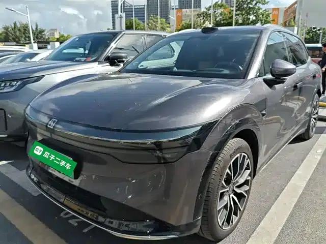 Jike 7X 2025 75kWh Rear-Wheel Drive Intelligent Driving Edition