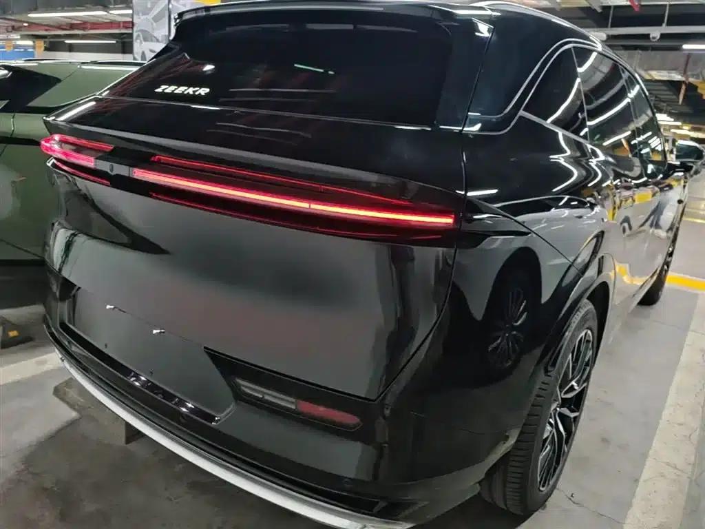 Jike 7X 2025 75kWh Rear-Wheel Drive Intelligent Driving Edition — миниатюра 4