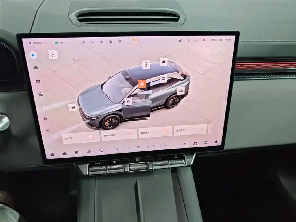 Jike 7X 2025 75kWh Rear-Wheel Drive Intelligent Driving Edition — миниатюра 9