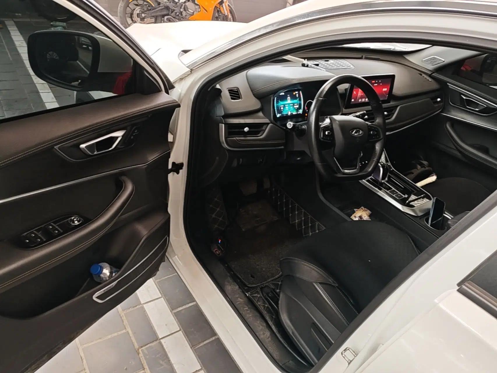 Chery Tiggo 8 2019 1.6 TGDI Automatic Fashion Edition — миниатюра 19