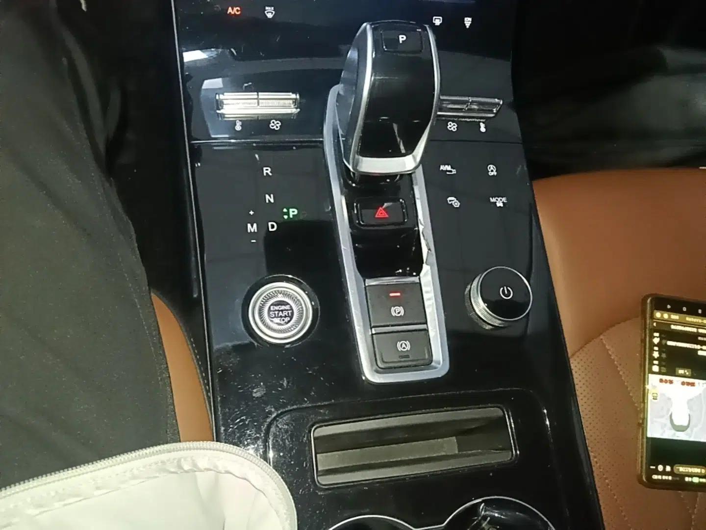 Chery Tiggo 8 2021 Kunpeng Edition 290TGDI Automatic Fuyao Version+ — миниатюра 17