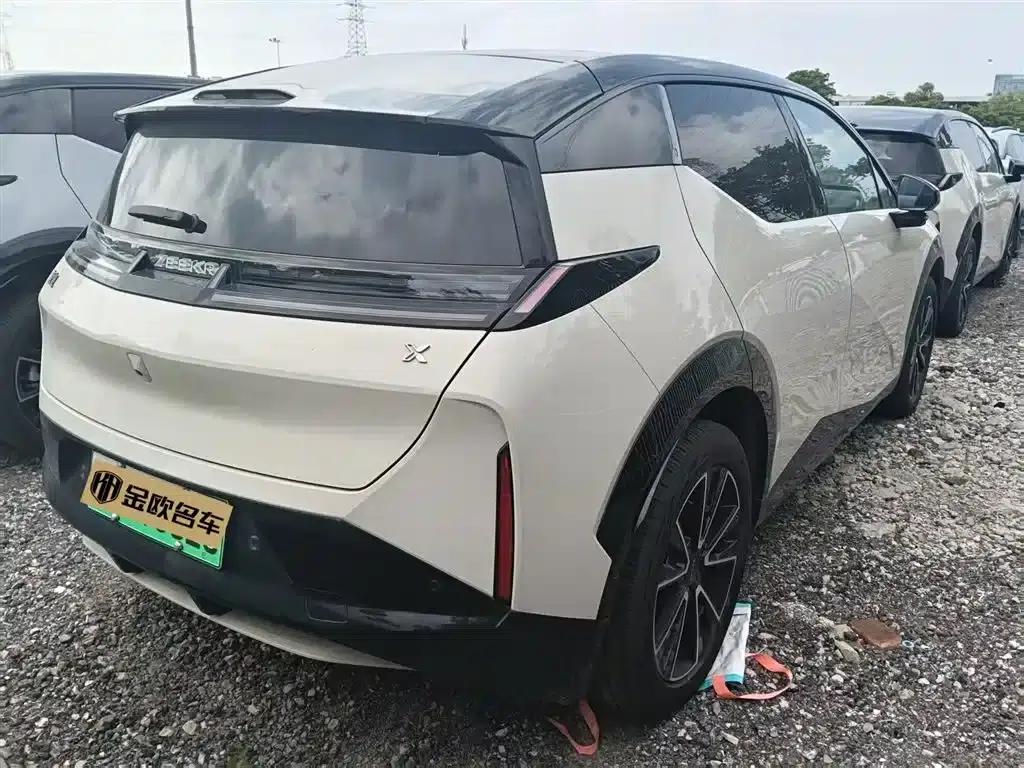 Extreme Krypton X 2025 Four-Seat Rear-Wheel Drive Cube Edition — миниатюра 11