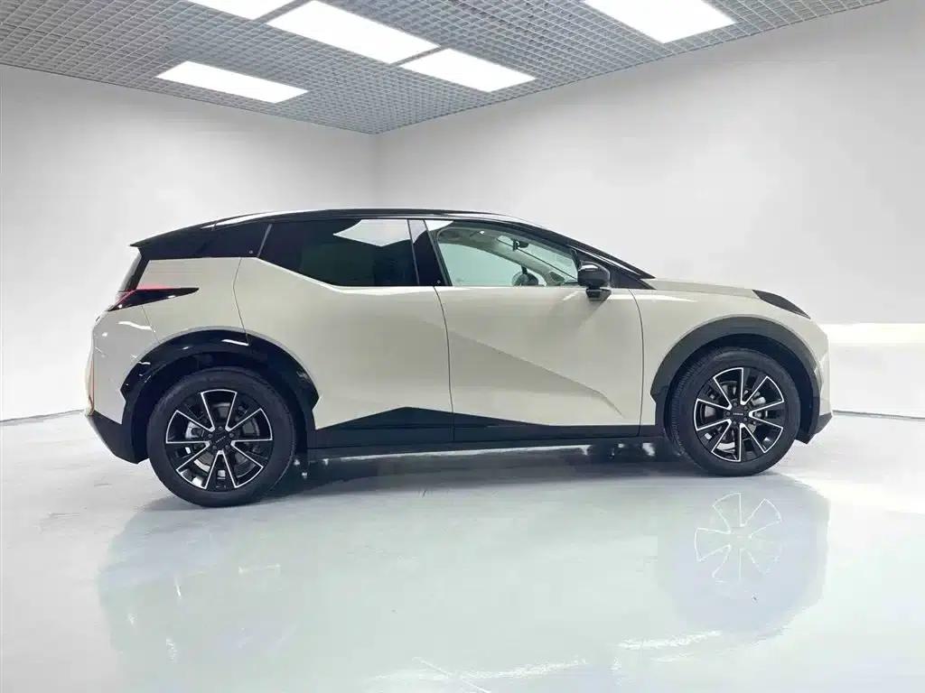 Extreme Krypton X 2025 Four-Seat Rear-Wheel Drive Cube Edition — миниатюра 6