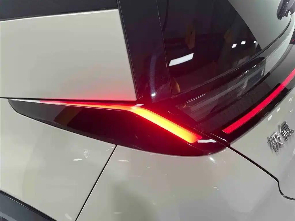 Extreme Krypton X 2025 Four-Seat Rear-Wheel Drive Cube Edition — миниатюра 17