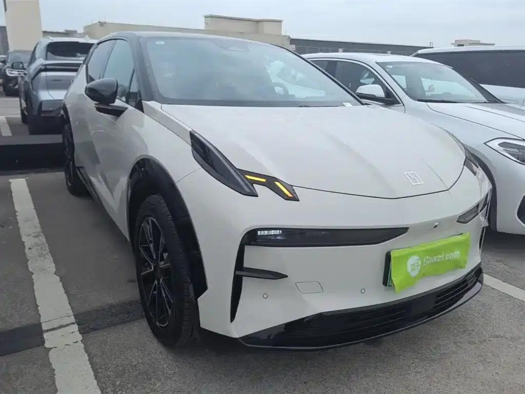 Extreme Krypton X 2025 Four-Seat Rear-Wheel Drive Cube Edition — миниатюра 4