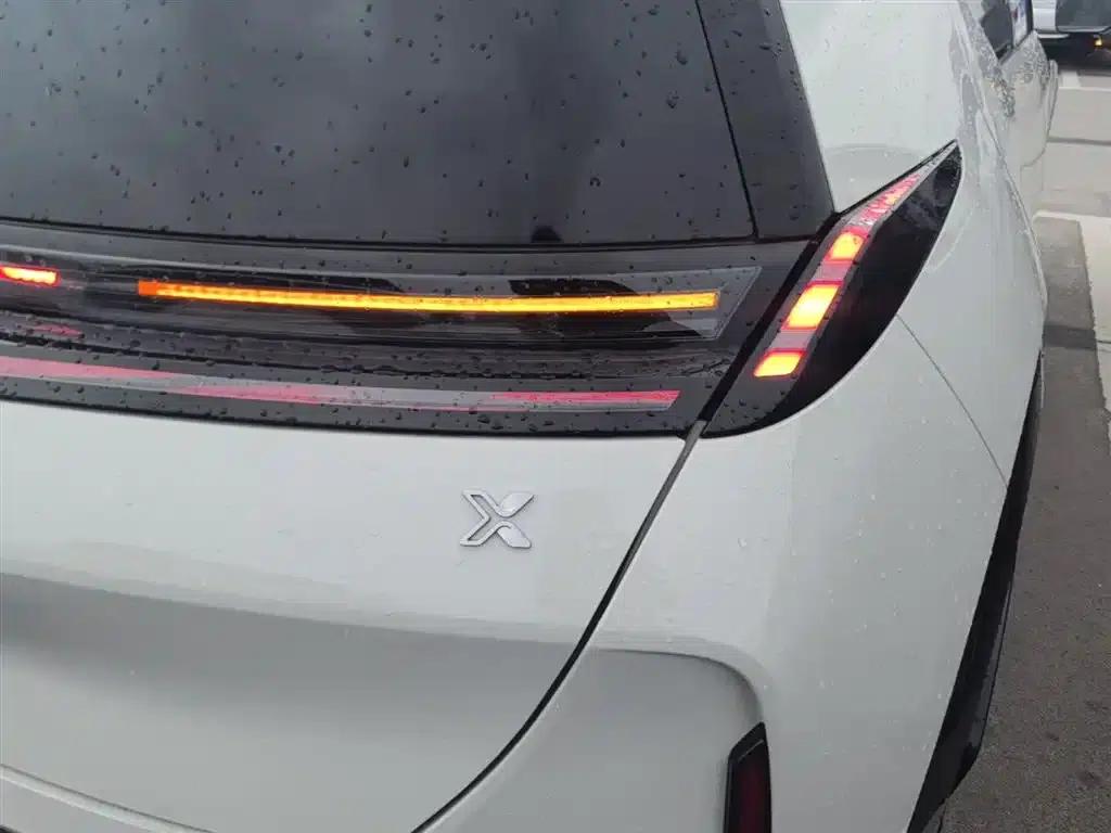 Extreme Krypton X 2025 Four-Seat Rear-Wheel Drive Cube Edition — миниатюра 8