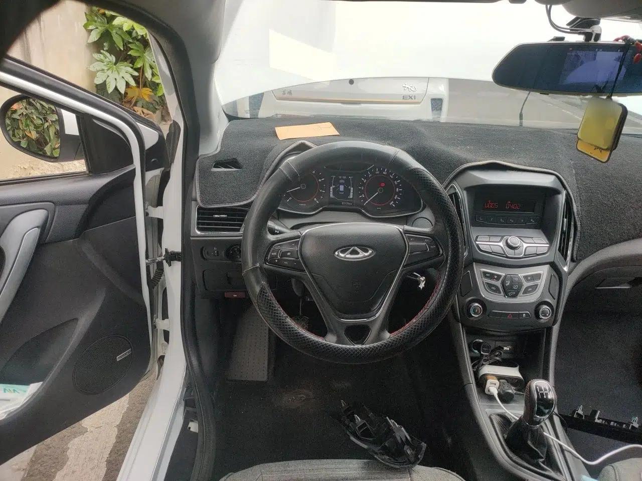 Chery Arrizo 5 2016 1.5L Manual Lingchao Edition — миниатюра 11