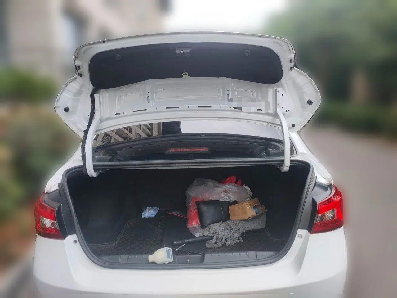 Chery Arrizo 5 2016 1.5L Manual Lingchao Edition — миниатюра 20