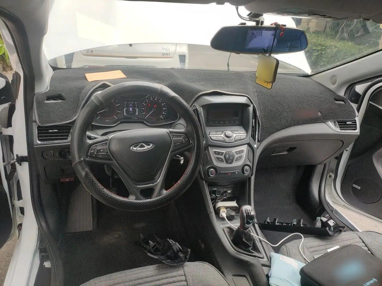 Chery Arrizo 5 2016 1.5L Manual Lingchao Edition — миниатюра 10