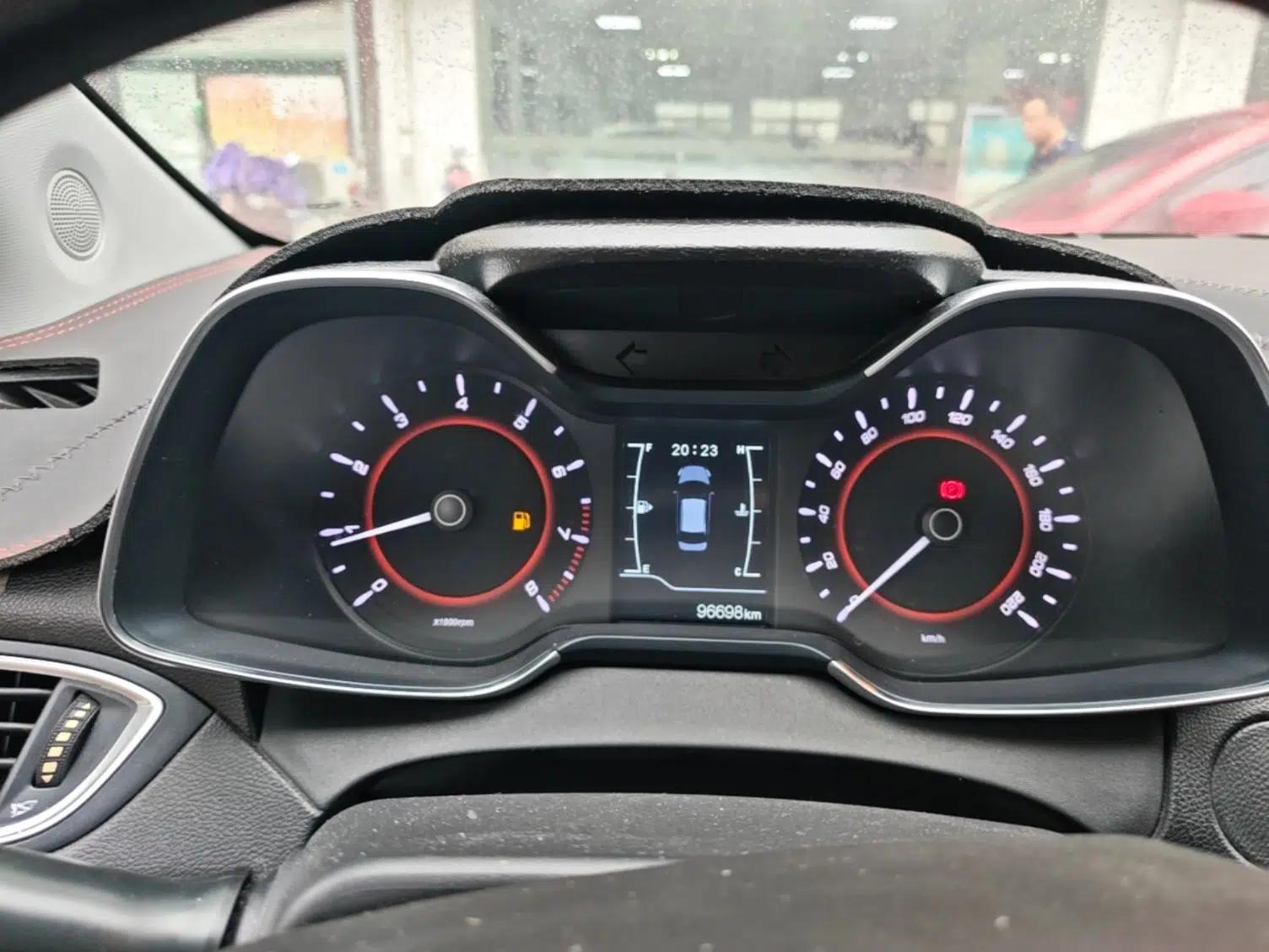 Chery Arrizo 5 2017 1.5L Manual Luxury Edition — миниатюра 14