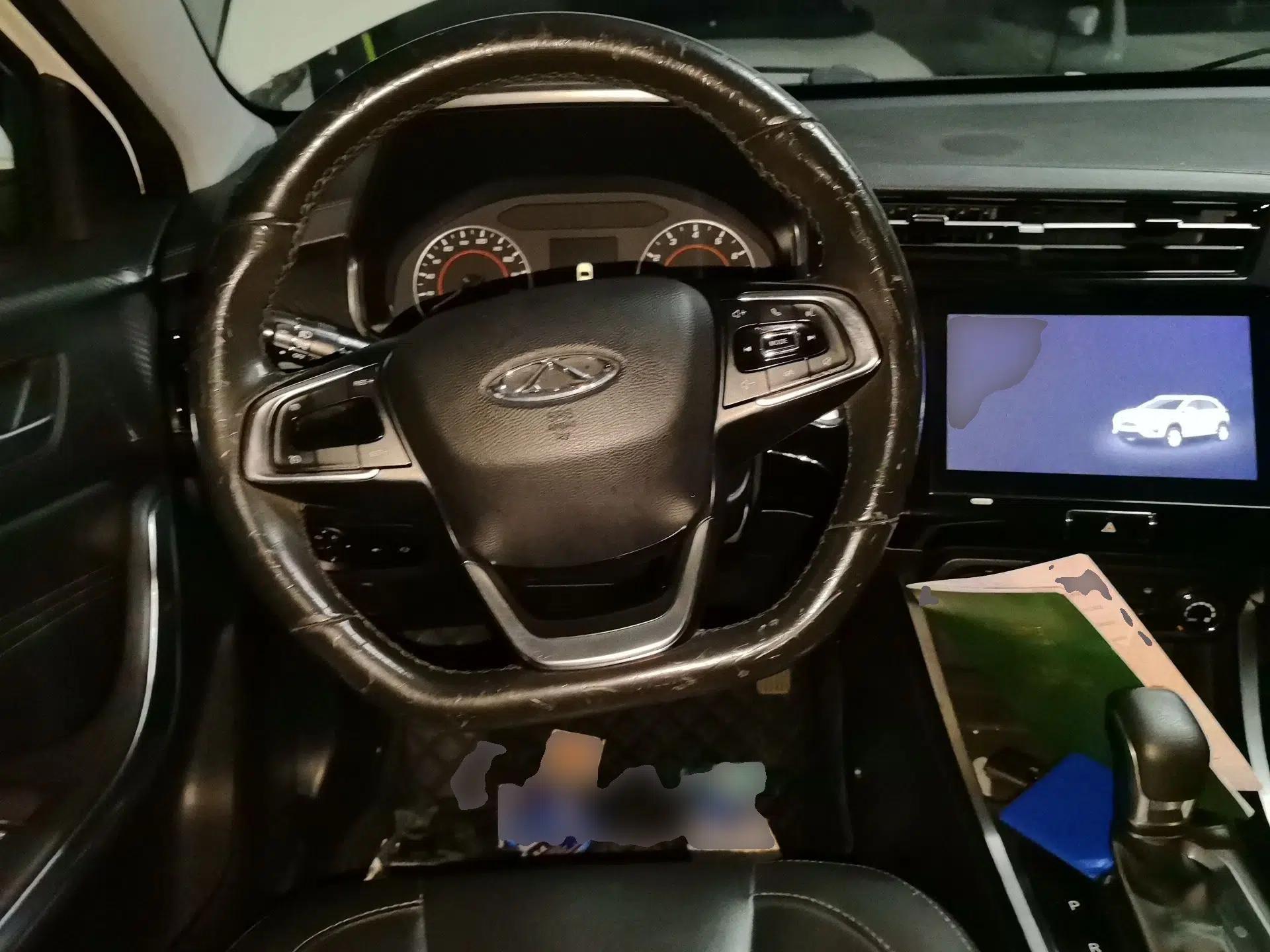 Chery Tiggo 3X 2021 PLUS 1.5L CVT Thrilling Red Date Edition — миниатюра 11