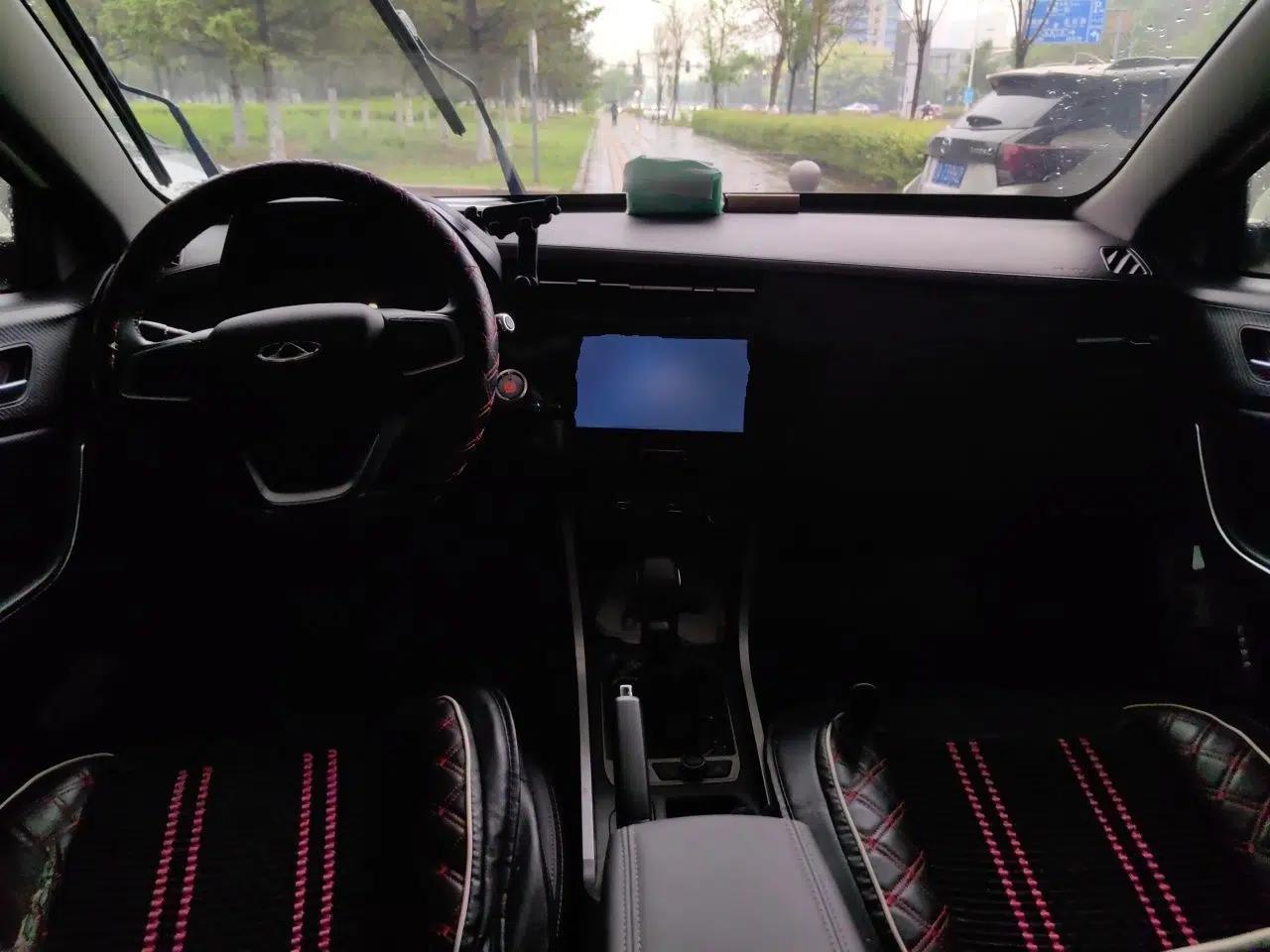 Chery Tiggo 3X 2021 PLUS 1.5L CVT "Painkai Red Date" Edition II — миниатюра 6