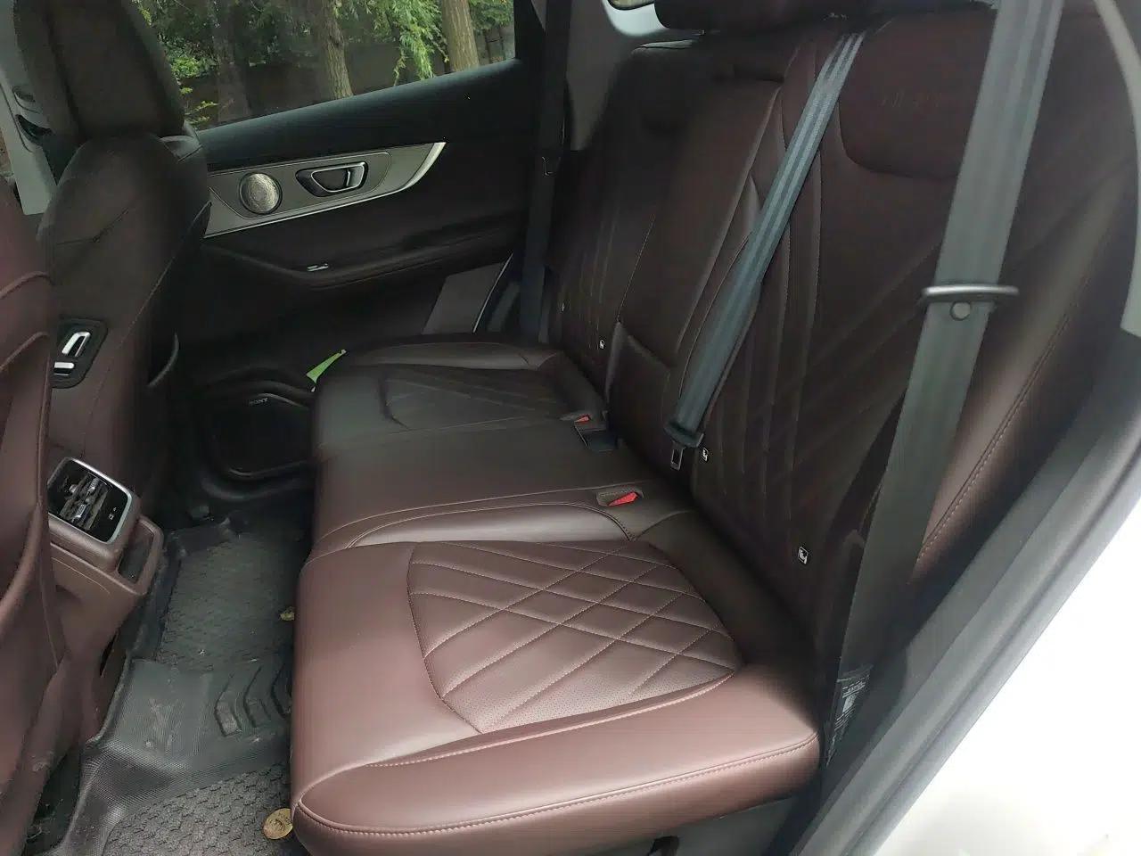 Chery Tiggo 8 PRO 2024 Champion Edition 290T Two-Wheel Drive Peak Version 5 Seats — миниатюра 18
