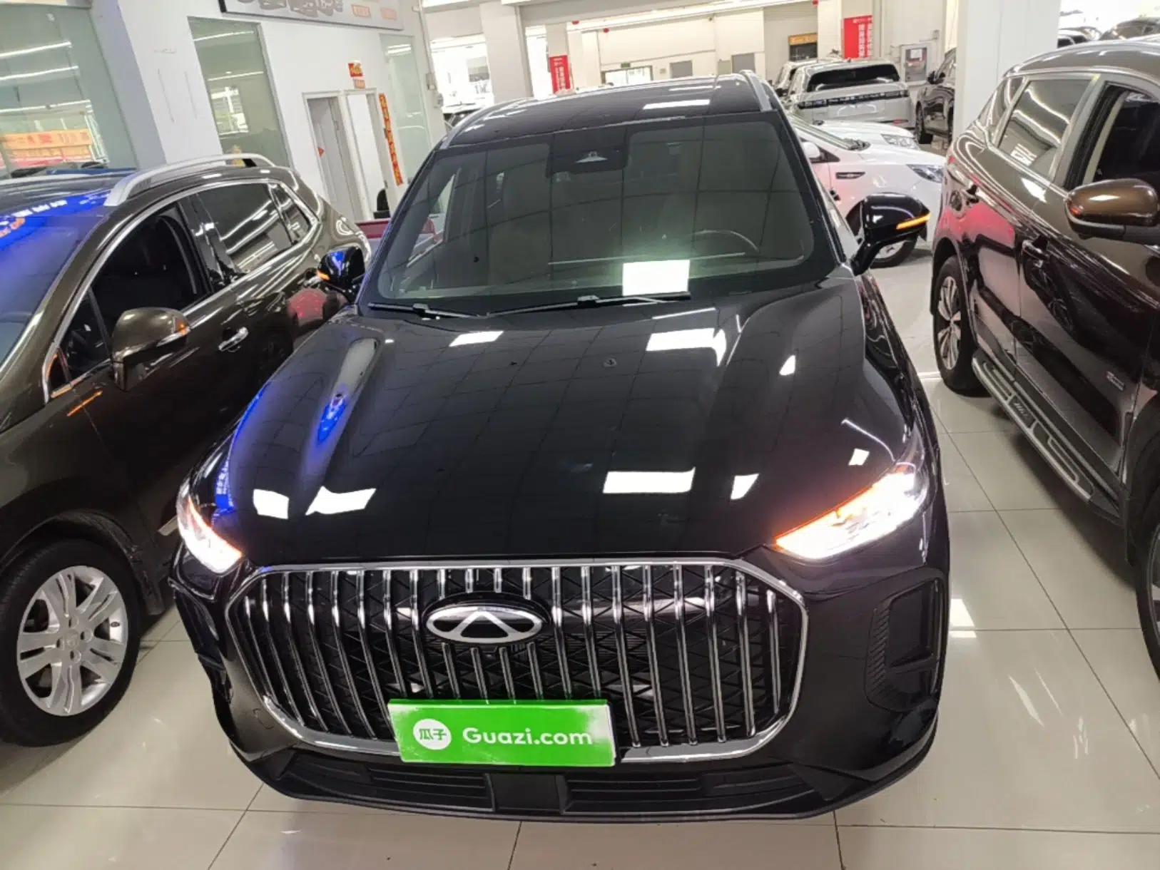 Chery Tiggo 9 2026 Model 9X 2.0T Automatic Two-Wheel Drive Luxury Edition — миниатюра 2