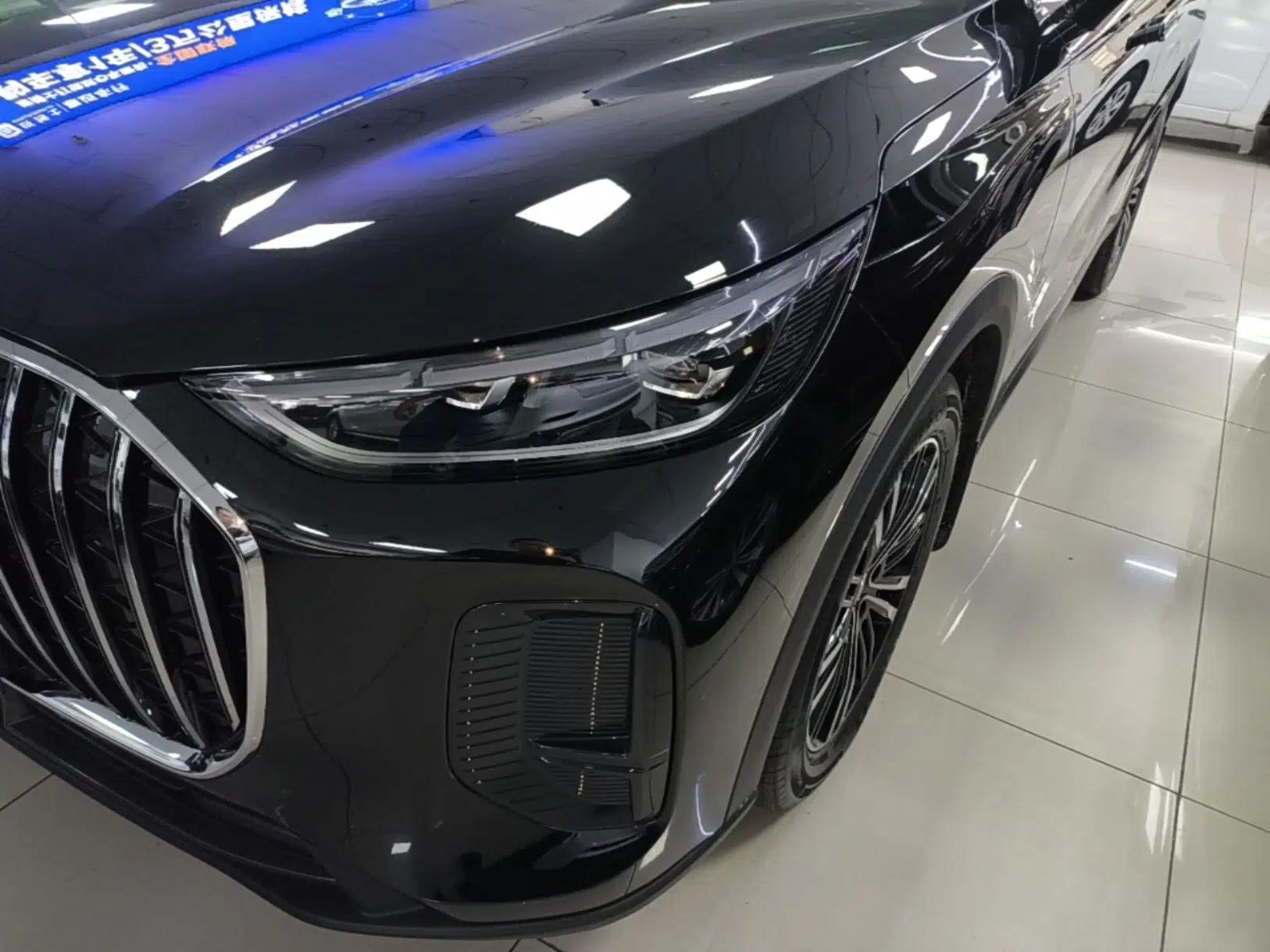Chery Tiggo 9 2026 Model 9X 2.0T Automatic Two-Wheel Drive Luxury Edition — миниатюра 9