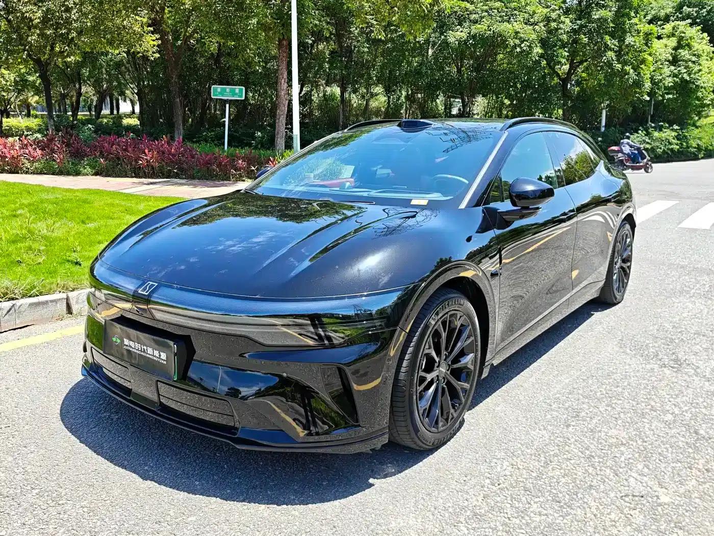 Jike 007GT 2025 Long Range Rear-Wheel Drive Intelligent Driving Edition 100kWh — миниатюра 1