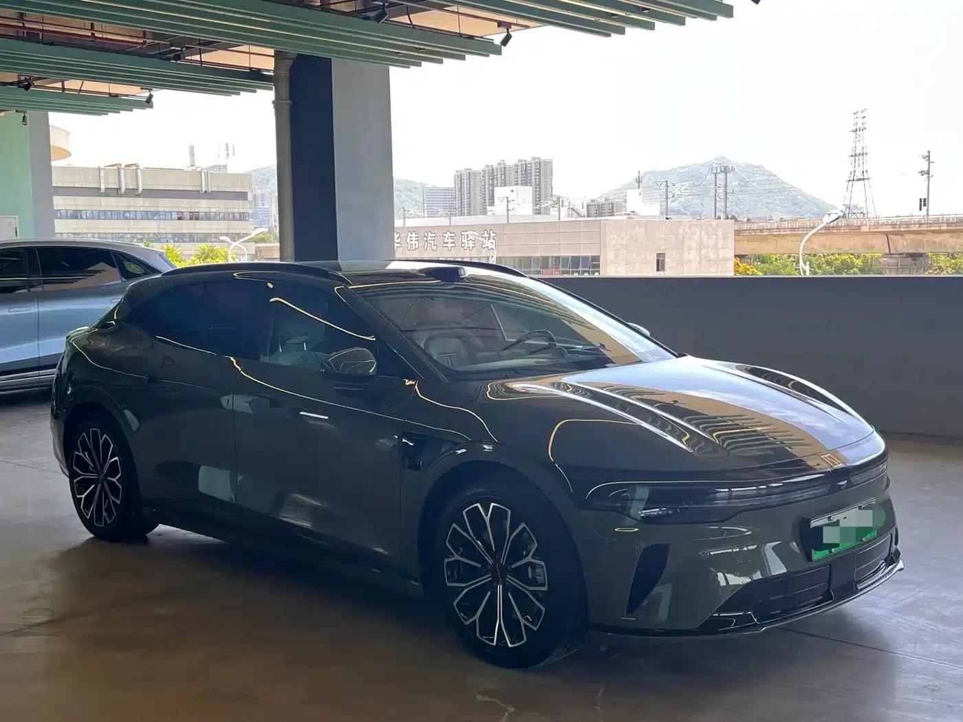 Jike 007GT 2025 Long Range AWD Intelligent Driving Edition 100kWh — миниатюра 3
