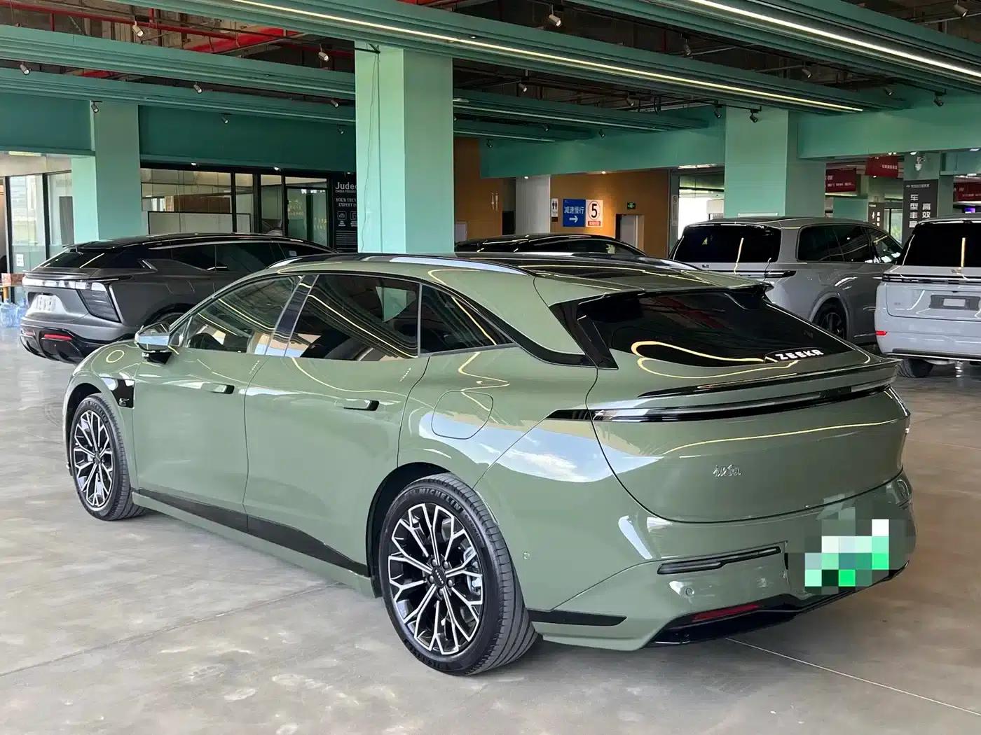 Jike 007GT 2025 Long Range AWD Intelligent Driving Edition 100kWh — миниатюра 4