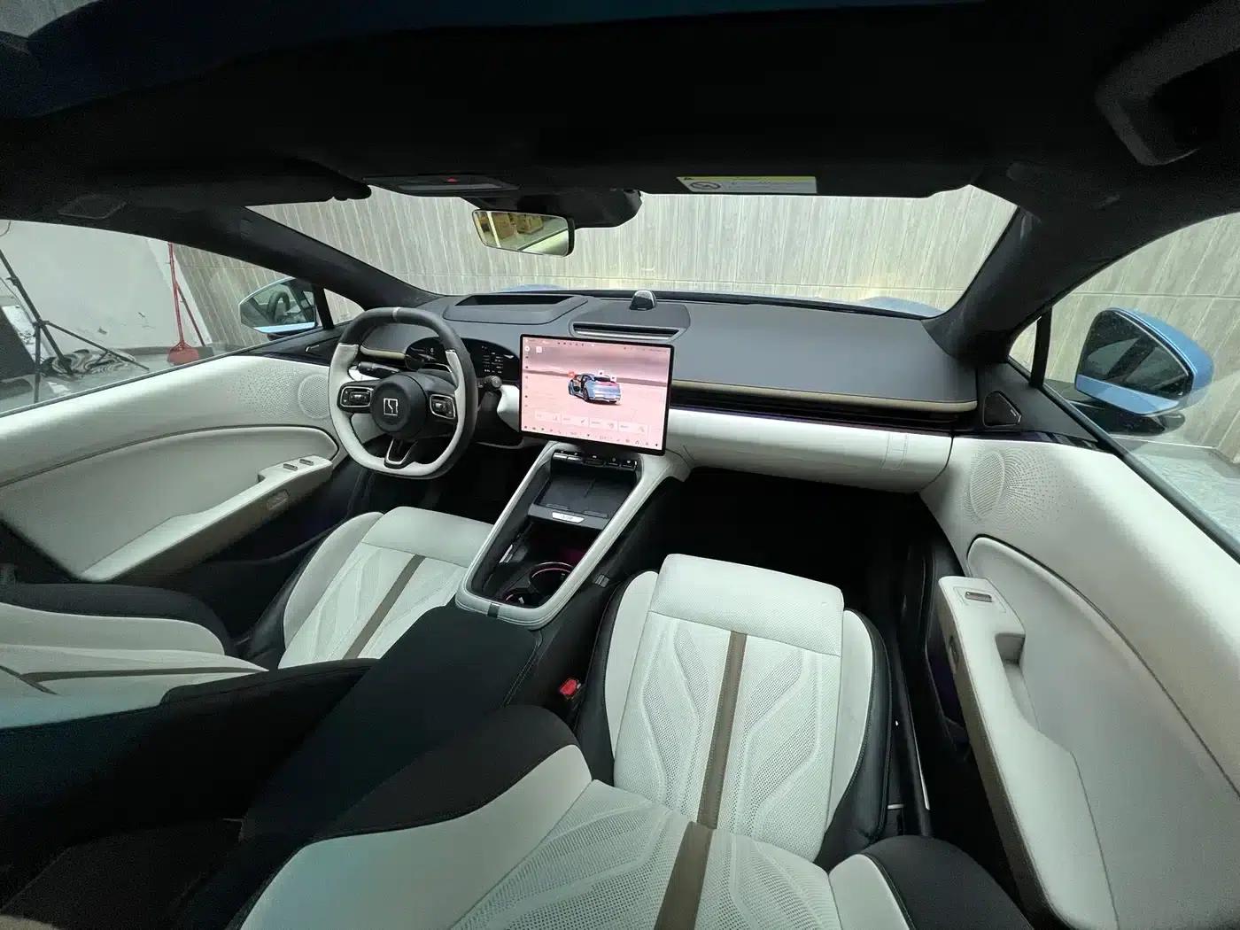 Extreme Krypton 007GT 2025 All-Wheel Drive Intelligent Driving Edition 75kWh — миниатюра 18