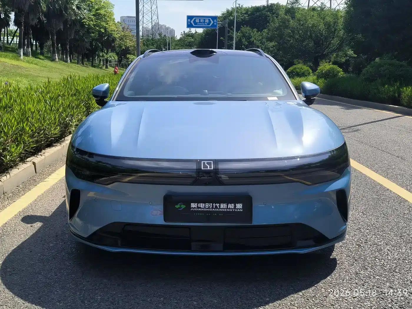 Extreme Krypton 007GT 2025 All-Wheel Drive Intelligent Driving Edition 75kWh — миниатюра 3