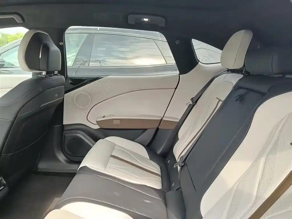 Extreme Krypton 007GT 2025 All-Wheel Drive Intelligent Driving Edition 75kWh — миниатюра 6