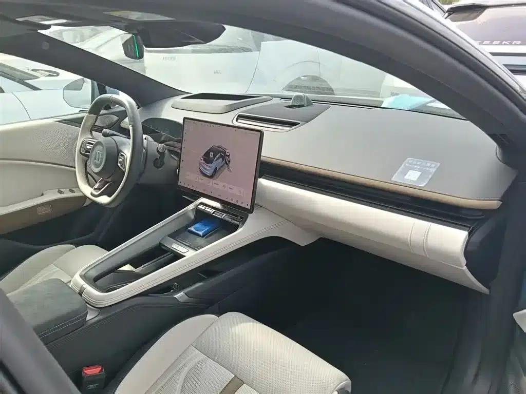 Extreme Krypton 007GT 2025 All-Wheel Drive Intelligent Driving Edition 75kWh — миниатюра 8