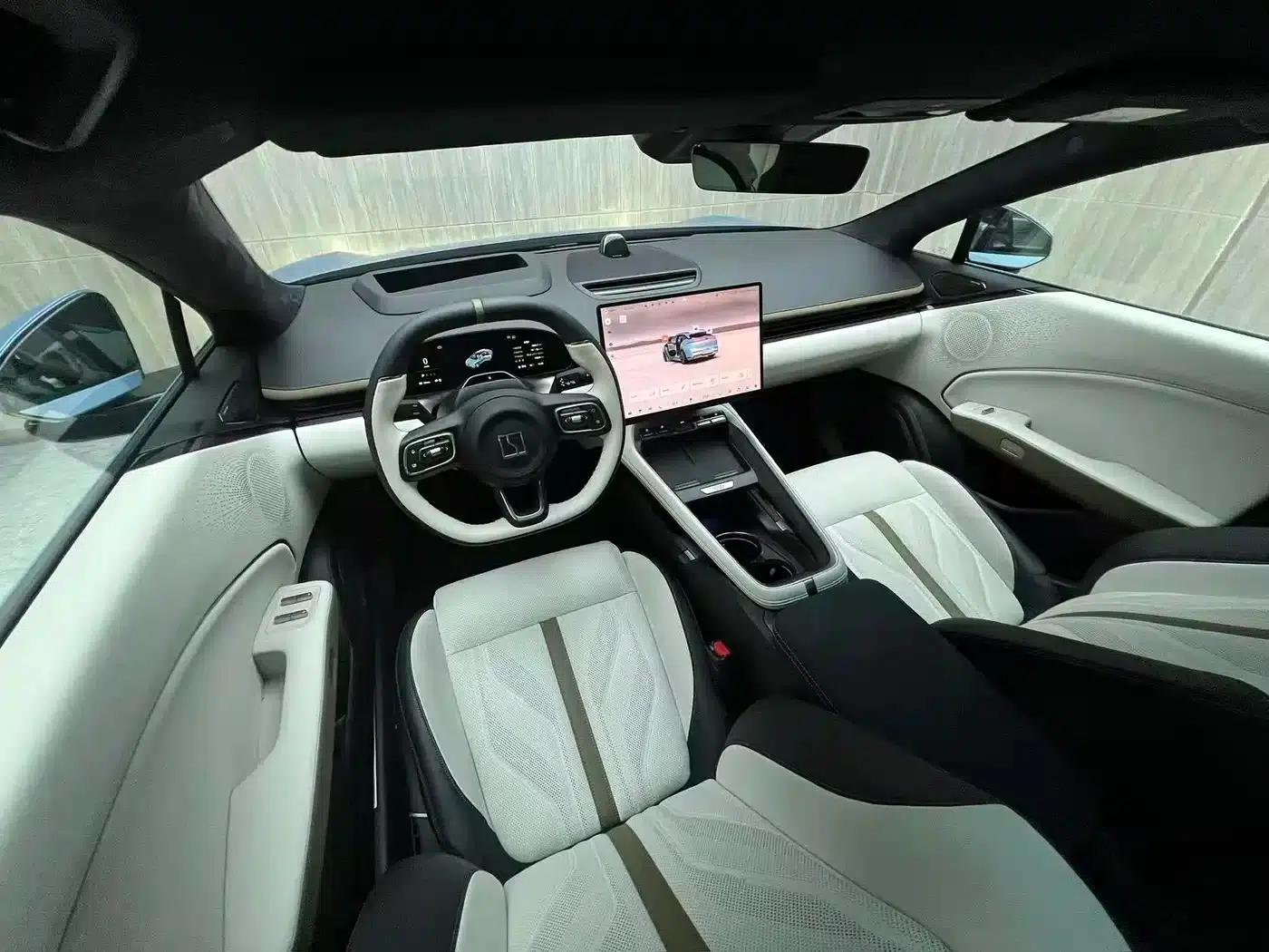 Extreme Krypton 007GT 2025 All-Wheel Drive Intelligent Driving Edition 75kWh — миниатюра 15