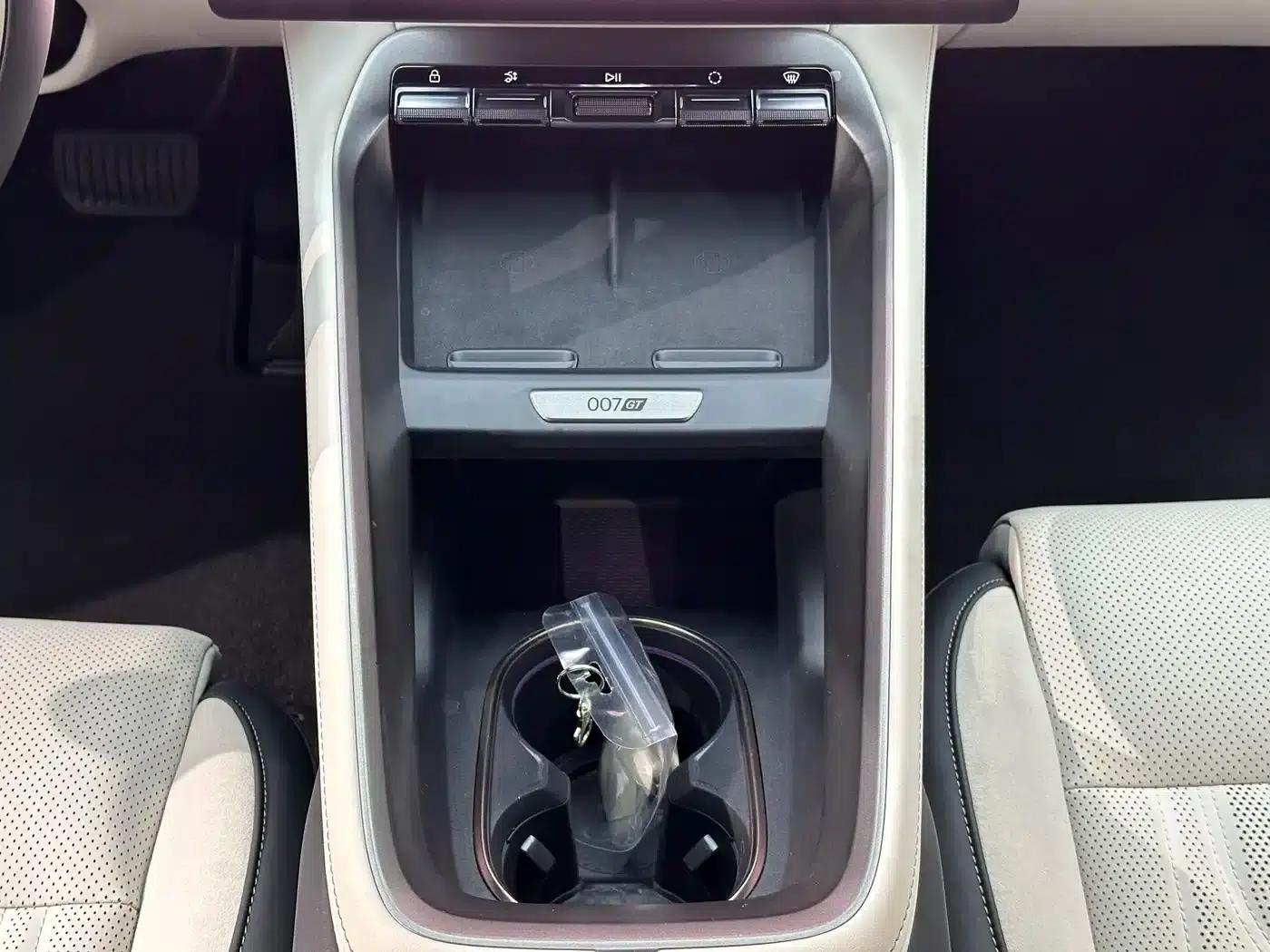 Extreme Krypton 007GT 2025 All-Wheel Drive Intelligent Driving Edition 75kWh — миниатюра 14