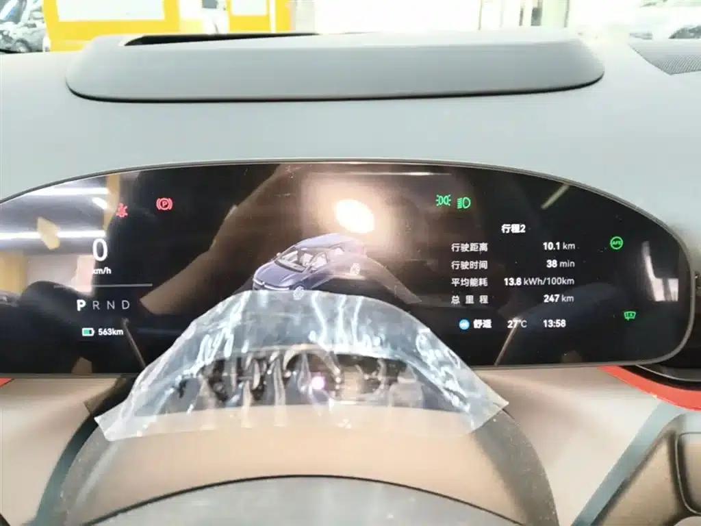 Jike 007GT 2025 Long Range Rear-Wheel Drive Intelligent Driving Edition 100kWh — миниатюра 12