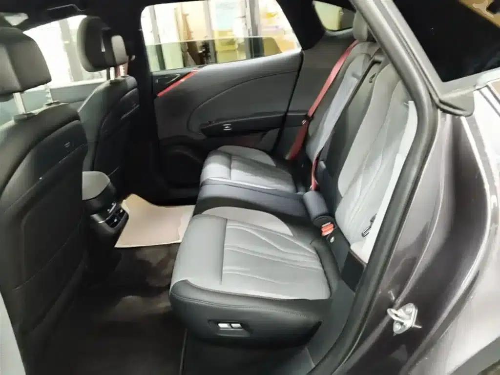 Jike 007GT 2025 Long Range Rear-Wheel Drive Intelligent Driving Edition 100kWh — миниатюра 17