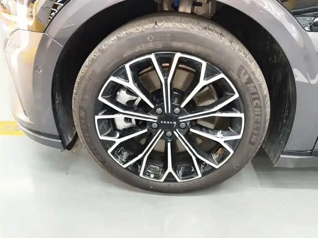 Jike 007GT 2025 Long Range Rear-Wheel Drive Intelligent Driving Edition 100kWh — миниатюра 23
