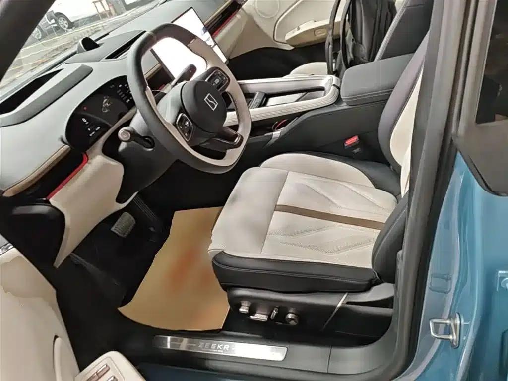 Extreme Krypton 007GT 2025 All-Wheel Drive Intelligent Driving Edition 75kWh — миниатюра 15
