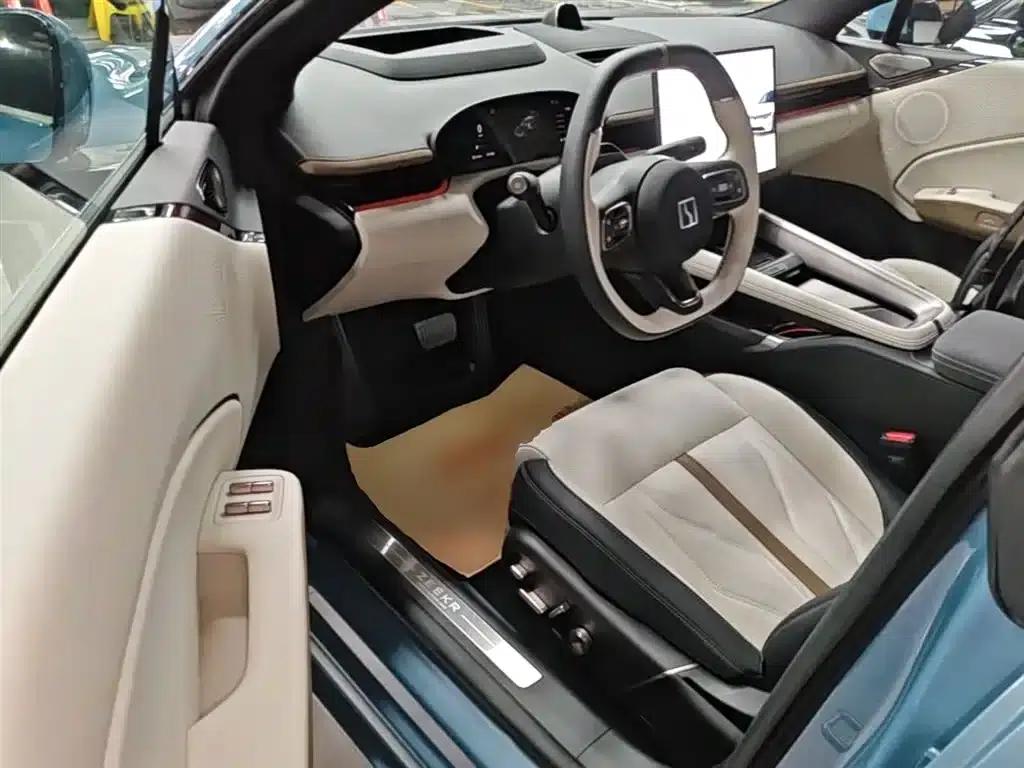 Extreme Krypton 007GT 2025 All-Wheel Drive Intelligent Driving Edition 75kWh — миниатюра 16