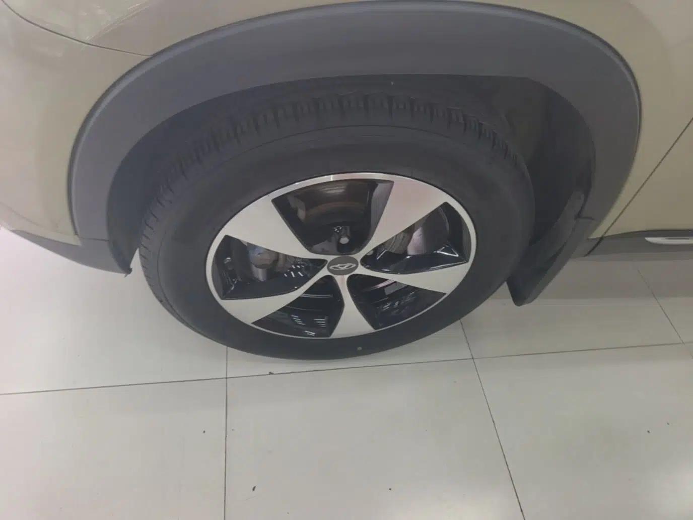Chery Tiggo 7 2016 2.0L CVT YAOZHEN Edition — миниатюра 8