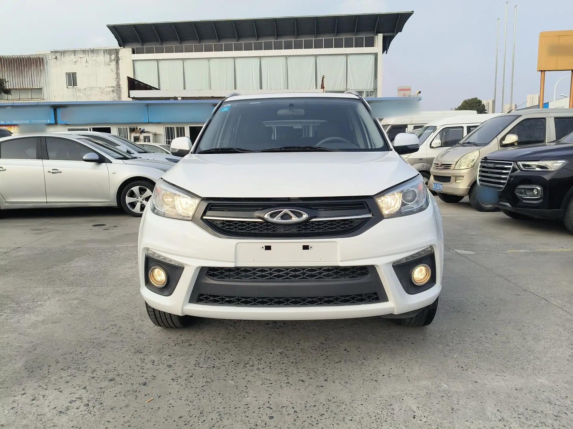 Chery Tiggo 3 2016 1.6L CVT ZhiShang Edition — миниатюра 2