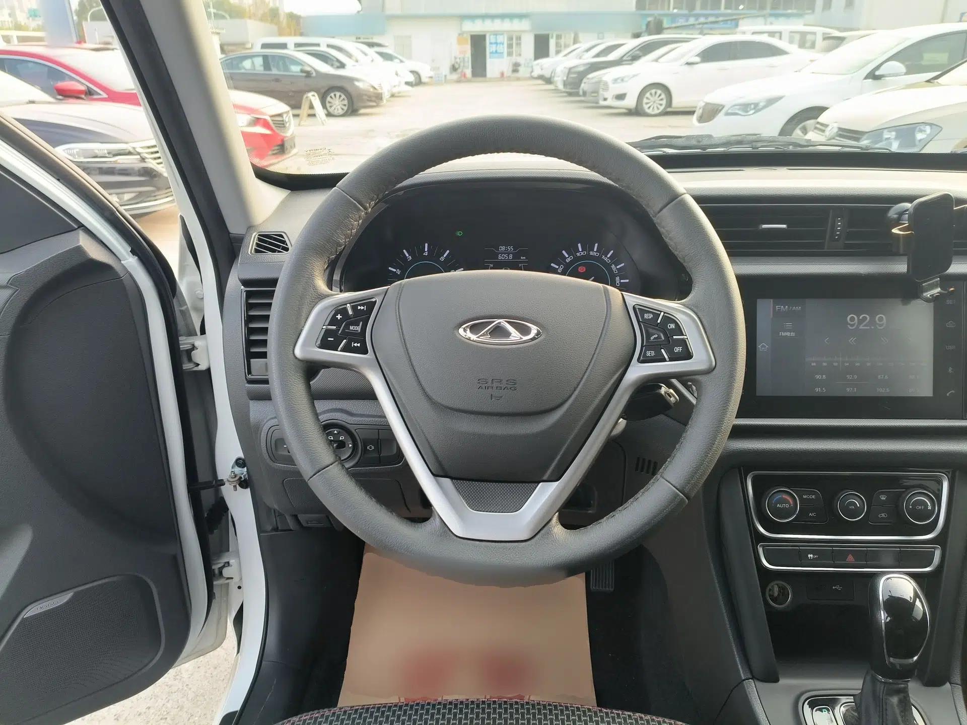 Chery Tiggo 3 2016 1.6L CVT ZhiShang Edition — миниатюра 13