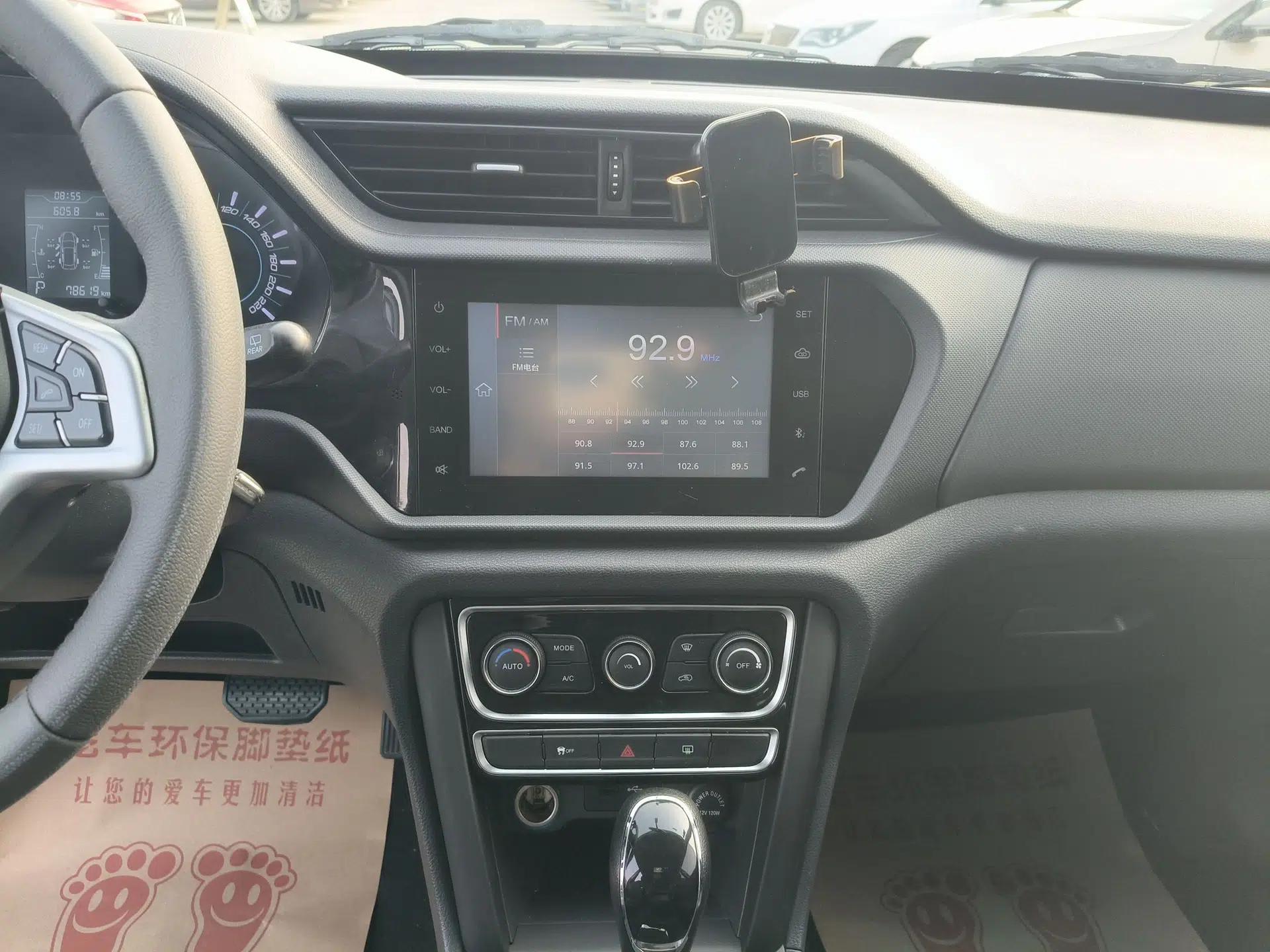 Chery Tiggo 3 2016 1.6L CVT ZhiShang Edition — миниатюра 15