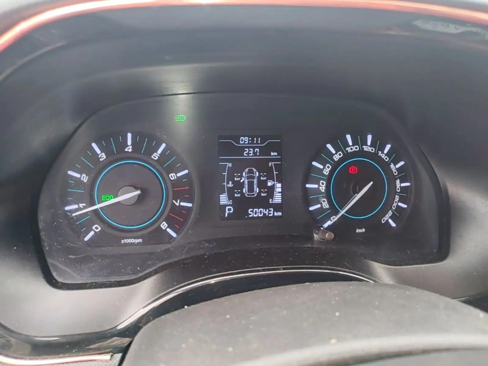 Chery Tiggo 3 2016 1.6L CVT ZhiShang Edition — миниатюра 15