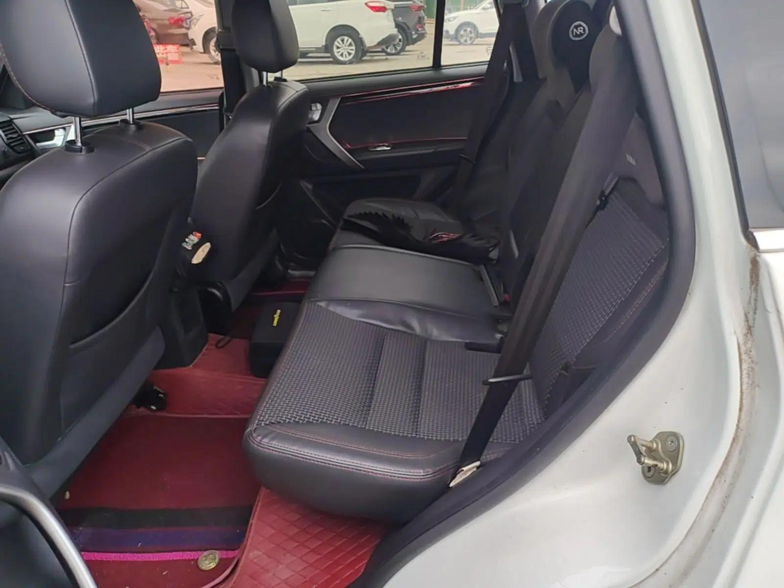 Chery Tiggo 3 2016 1.6L CVT ZhiShang Edition — миниатюра 20