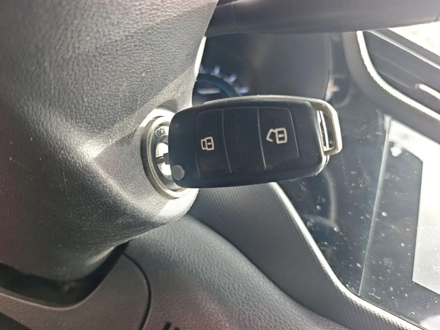 Chery Tiggo 3 2016 1.6L CVT ZhiShang Edition — миниатюра 12